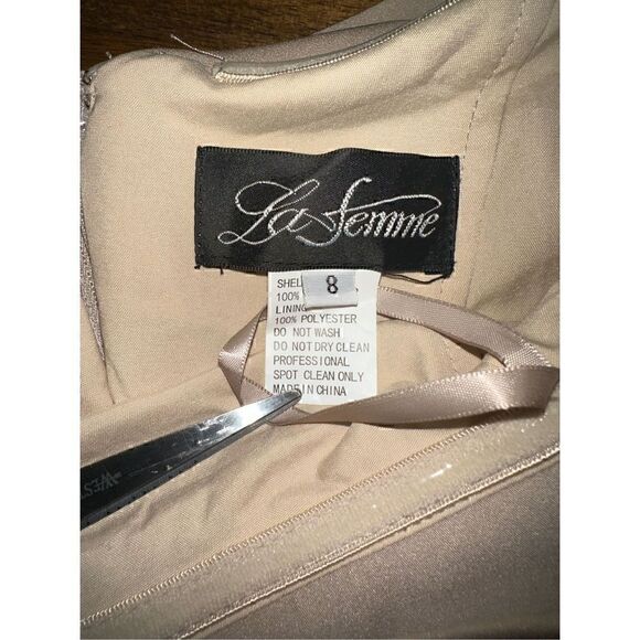 NWT La Femme Off The Shoulder Dress - Picture 6 of 8